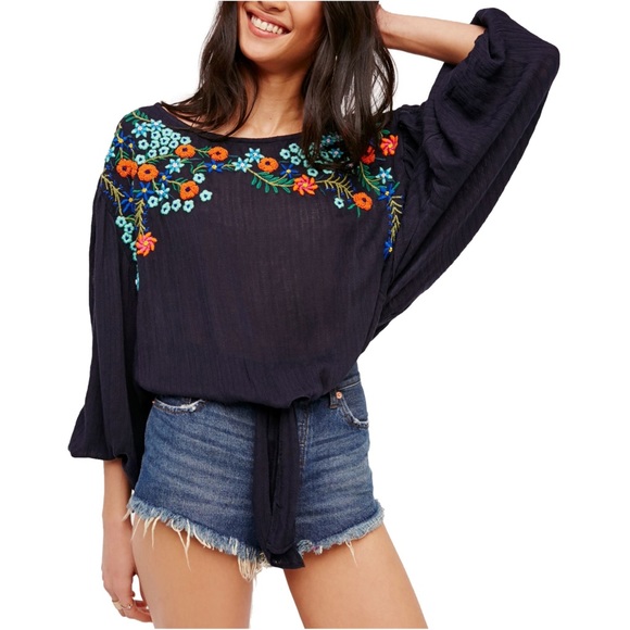 Free People Tops - NWOT FREE PEOPLE Up and Away Pullover Top, M